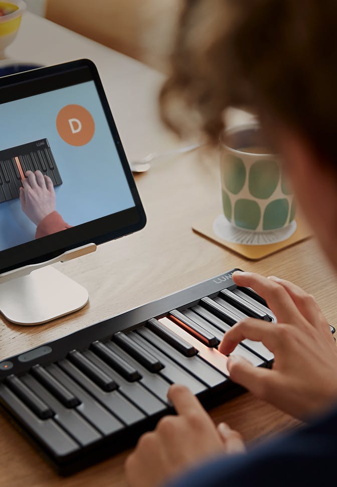 Piano lessons to suit all levels following a personalise curriculum through the LUMI Keys App